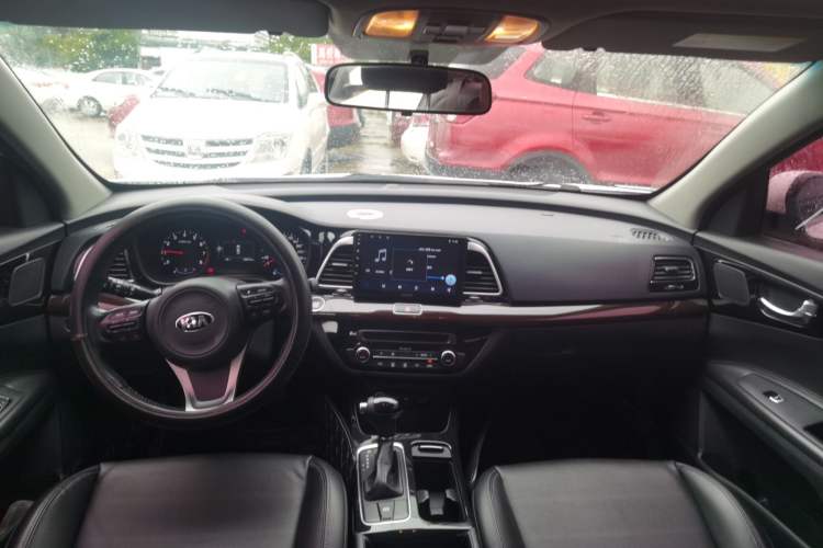 Used Kia K4 2014 1.8L Automatic DLX