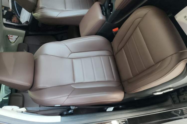 Used Haval F7 2020 2.0T All-Wheel Drive iJoy
