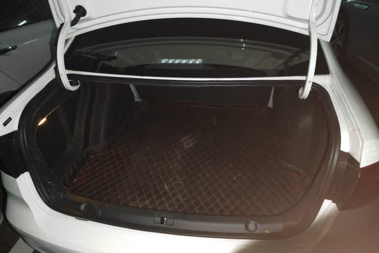 Used Volkswagen Lavida 2019 Lavida Start 1.5L Automatic Trendy Version China VI Standard Trunk