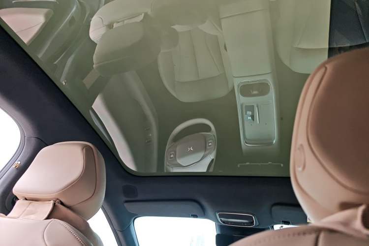 Used XPeng P7+ 2024 Long-Range Max Headliner