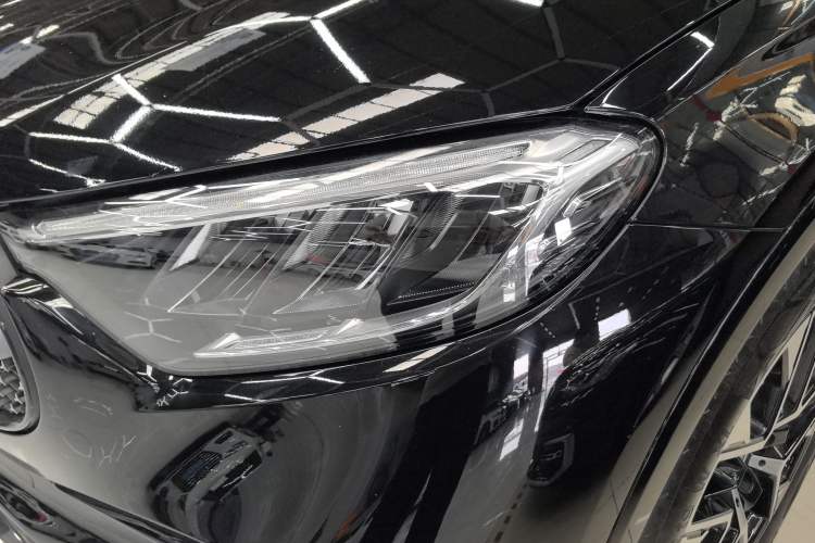 Used Mercedes-Benz GLC 2024 GLC 260 L 4MATIC Luxury Model 5 Seats