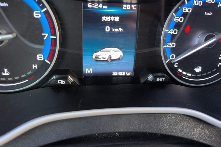 Used Geely Auto Emgrand 2019 Leading Edition 1.5L Manual Luxury Model China VI Standard
