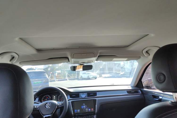 Used Volkswagen Passat 2017 330TSI DSG Prestige Edition
