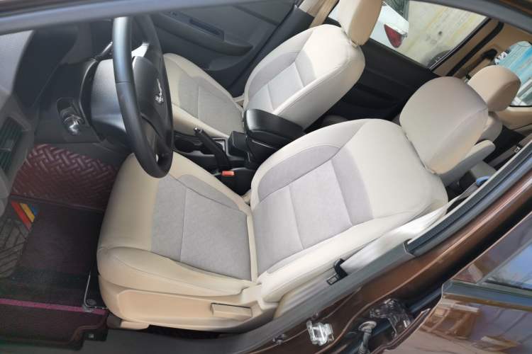 Used Wuling Hongguang 2014 1.5L S Standard Version