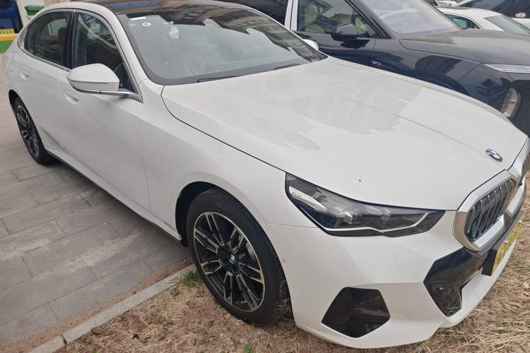 Used BMW 5 Series 2026 530Li Leading M Sport Package