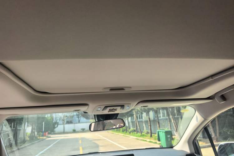 Used Toyota SIENNA 2024 2.5L Hybrid Comfort Edition