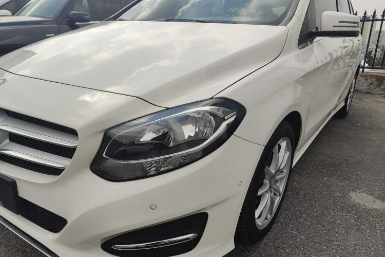 Used Mercedes-Benz B-Class 2015 B 200 Sport Edition
