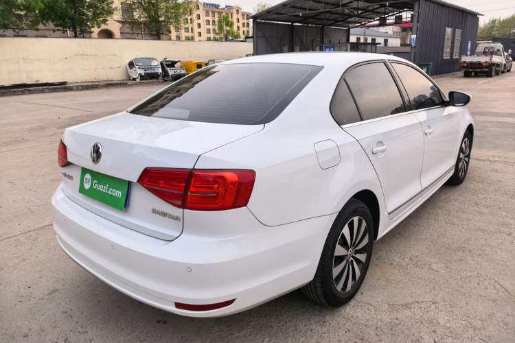 Used Volkswagen Sagitar 2018 1.6L Automatic Comfort Model Rear Right 45 Deg