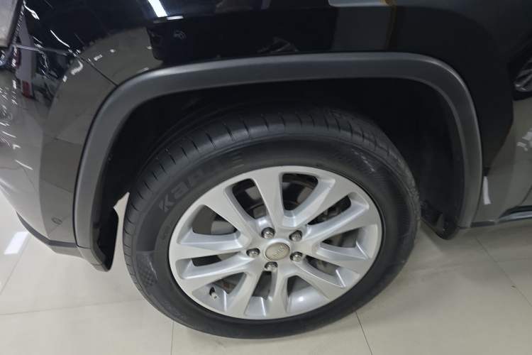 Used Jeep Grand Cherokee 2017 3.0L Comfort Navigation Edition