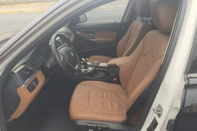 Used BMW 3 Series 2015 320Li Luxury Design Package