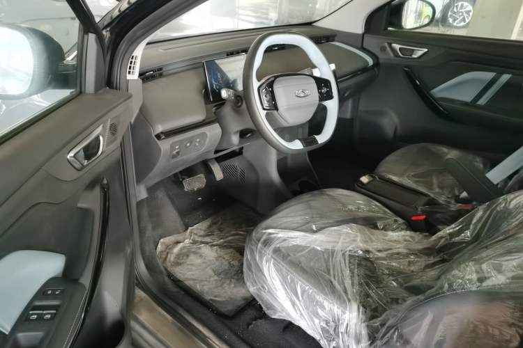 Used Chery New Energy Boundless Pro 2022 301km "WoW" Edition Lithium Iron Phosphate