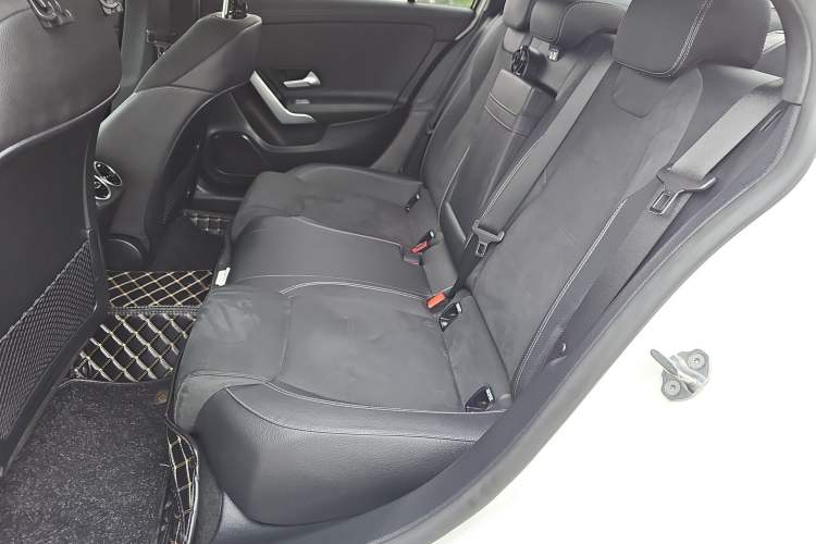 Used Mercedes-Benz A-Class 2021 A 200 L Sport Sedan Fashion Model Left Rear Seat
