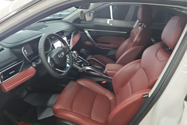 Used Geely Auto Emgrand X7 Sport 2022 Boyue X 1.8TD DCT ZhiZun Edition