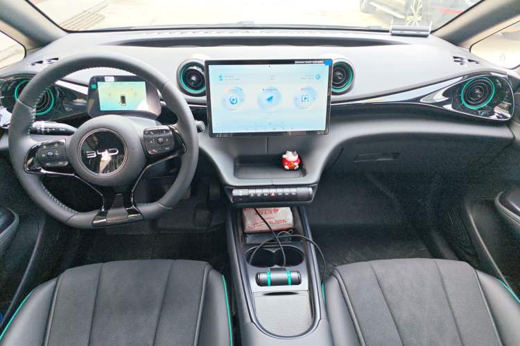 Used BYD Dolphin 2025 420km Free Edition