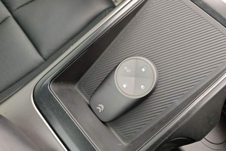 Used Nio ES8 2020 580 km Signature Edition 7-Seater Version