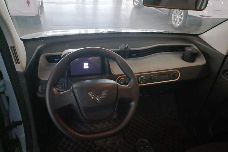 Used Wuling Hongguang MINIEV 2020 Freedom Version Lithium Iron Phosphate
