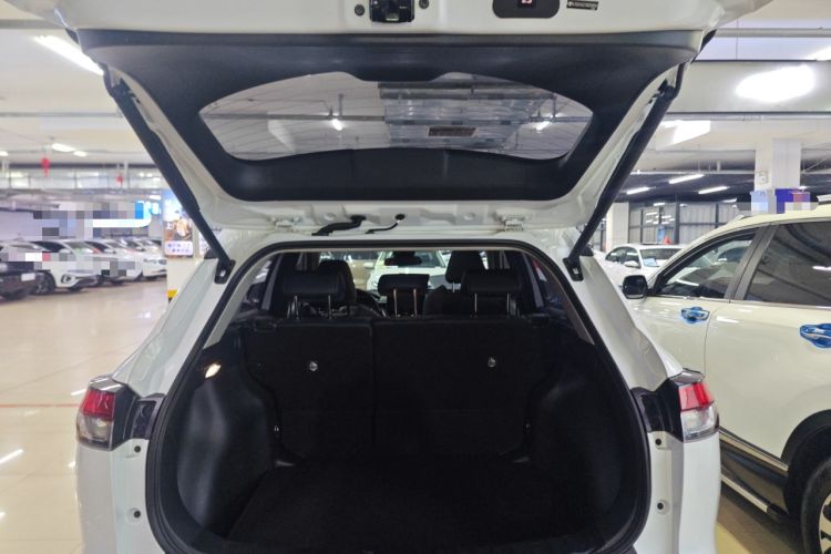 Used Toyota FRONTLANDER 2022 2.0L CVT Luxury Edition Trunk