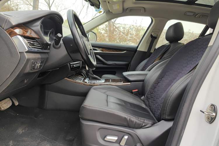 Used Hanteng X7 2016 2.0T DCT Luxury Edition
