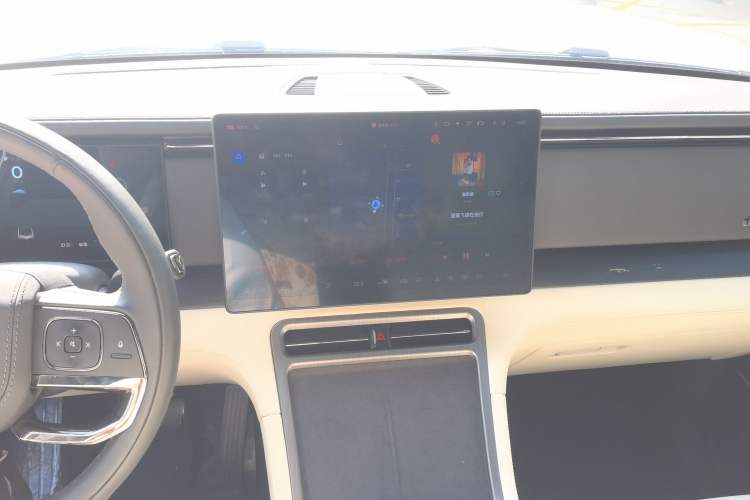 Used Polestones 01 2024 All-Purpose 7-Seater Standard Range Edition
