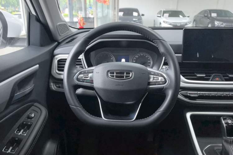 Used Geely Auto Vision X6 2020 1.4T CVT Luxury Edition

