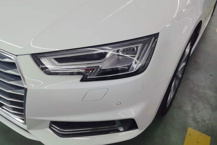 Used Audi A4L 2018 30th Anniversary Edition 40 TFSI Fashion Model Left Front Headlight