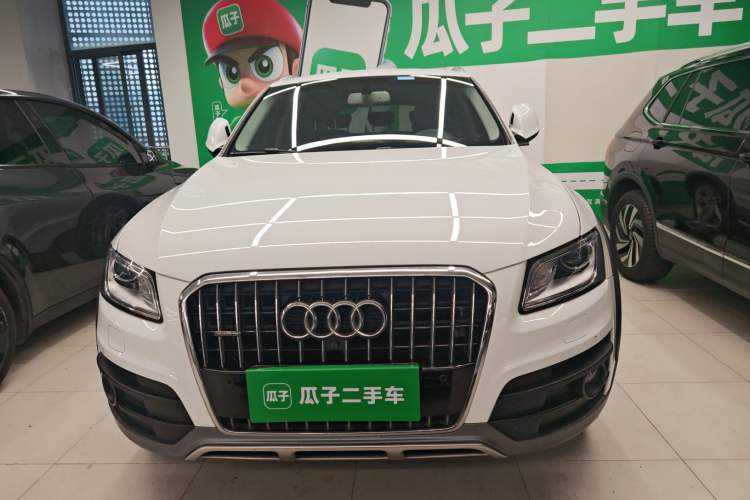 Used Audi Q5 2017 Plus 40 TFSI Technology Model
