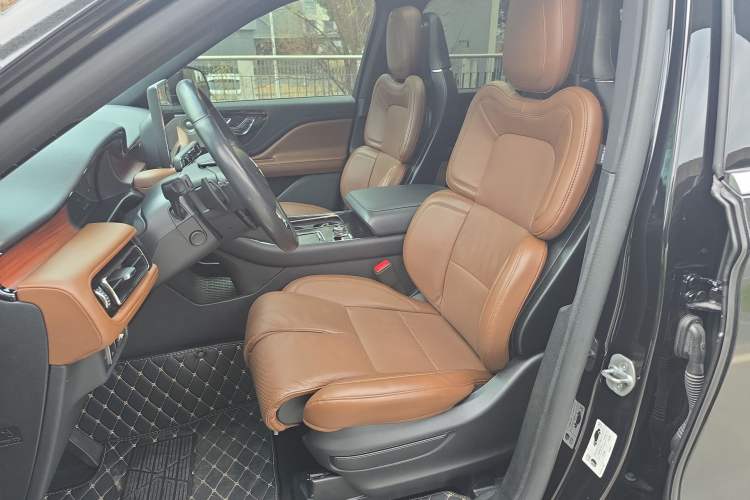 Used Lincoln Aviator 2022 3.0T V6 Four-Wheel Drive Executive Edition
