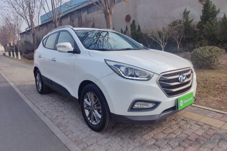 Used Hyundai ix35 2013 2.0L Automatic Two-Wheel Drive Smart GLS China IV Standard