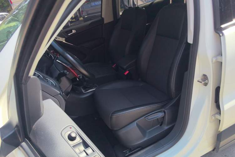 Used Volkswagen Tiguan L 2017 300TSI Automatic Two-Wheel Drive Silk Road Luxury Edition