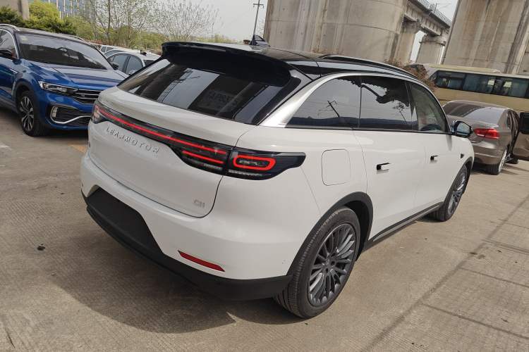 Used Leapmotor C11 2024 All-Electric 580 Luxury Edition Rear Right 45 Deg