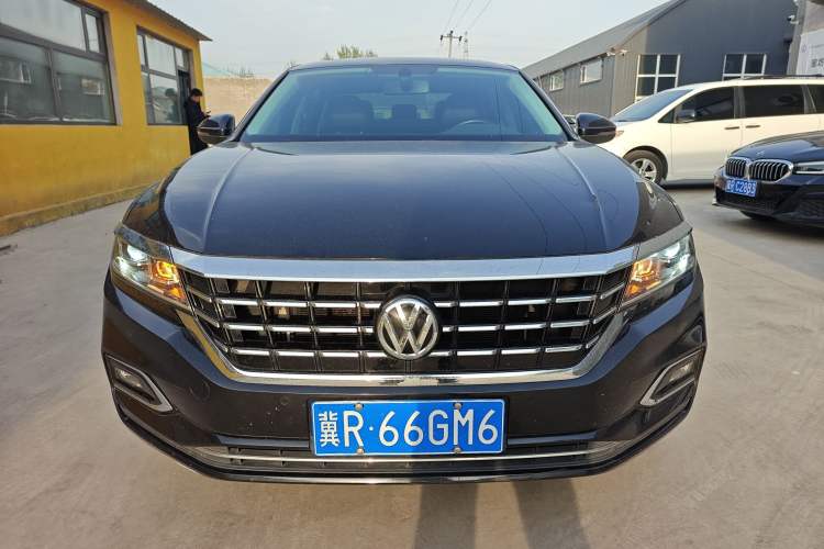 Used Volkswagen Passat 2019 330TSI Elite Edition China VI Exterior 1