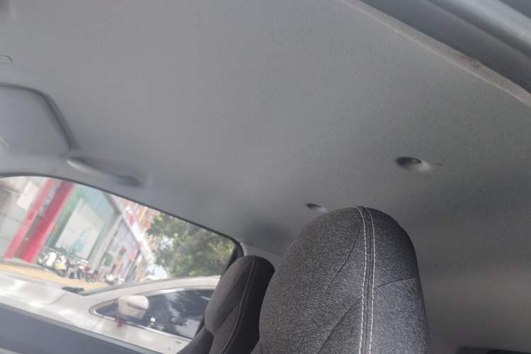 Used Chery New Energy QQ Ice Cream 2022 120km Conical Shape Lithium Iron Phosphate