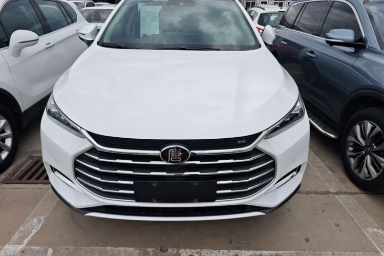Used BYD Tang 2018 2.0T Automatic Smart Connect Prestige 5-Seater National Emission Standard V
