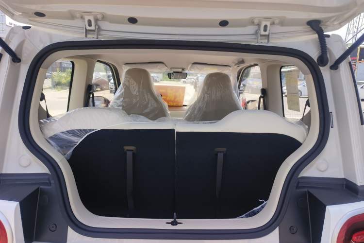 Used Wuling Hongguang MINIEV 2024 3rd Generation 215km Youth Edition