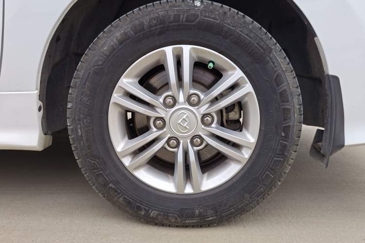 Used SAIC MAXUS G10 2022 2.0T Automatic Elite Edition Gasoline 7-Seater