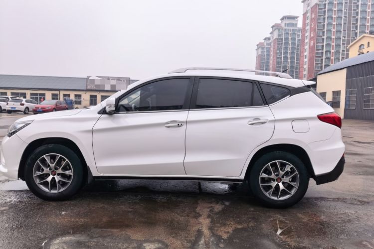 Used BYD Song 2016 GaiShi Edition 1.5TI Manual Elite Model