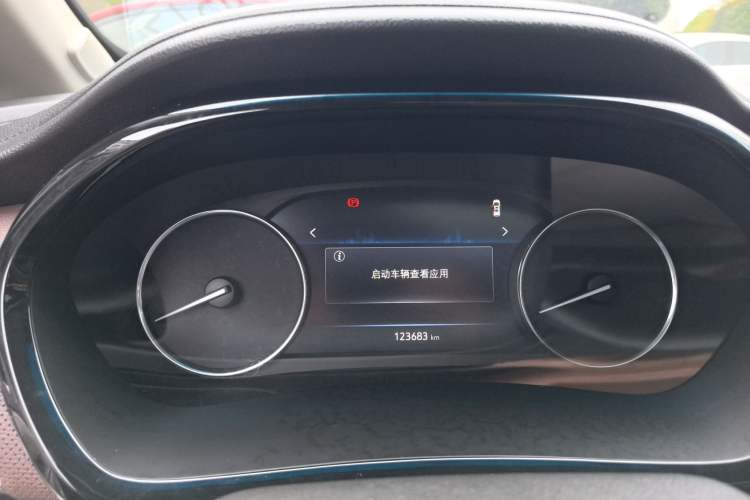 Used Buick GL8 2021 Land Cruiser Executive Class 652T Luxury Model