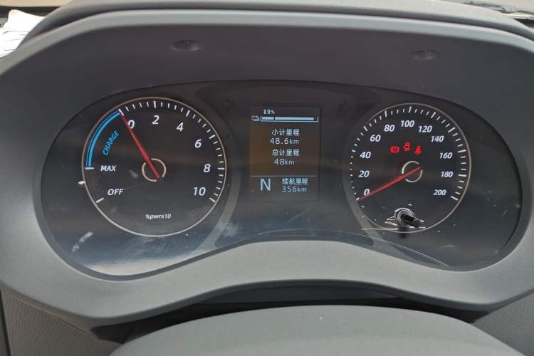 Used Wuling Yangguang 2025 Model 400km Bus Edition—Comfort Edition