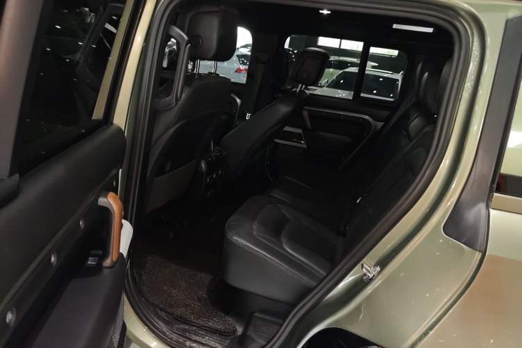 Used Land Rover Defender 2023 Facelift 110 3.0T P400 X-DYNAMIC HSE