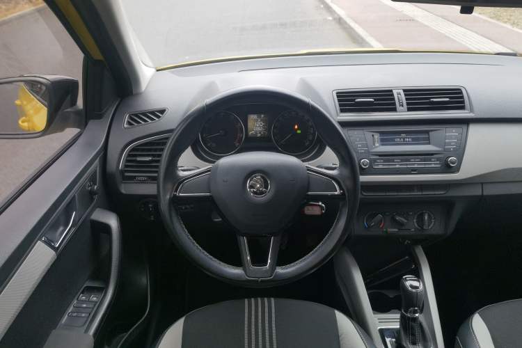 Used Skoda Fabia 2015 1.6L Automatic Sport Edition