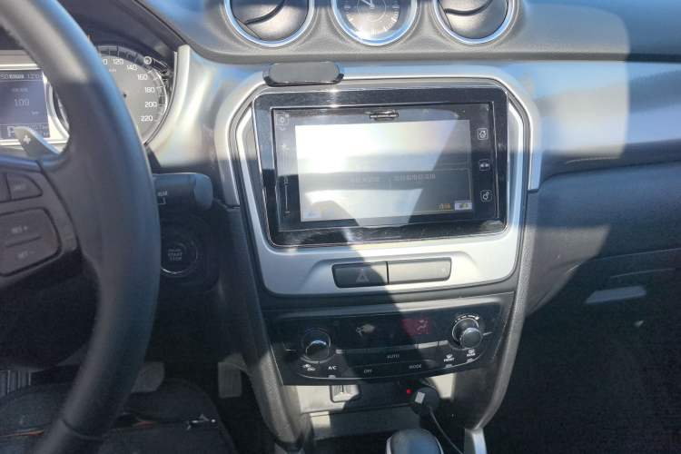 Used Suzuki Vitara 2016 1.4T Automatic 4x4 Flagship Model
