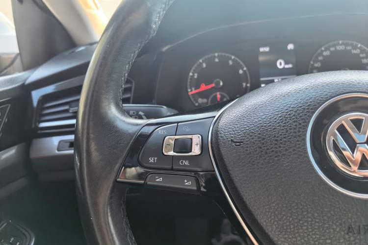 Used Volkswagen Bora 2019 1.5L Manual Comfort Version
