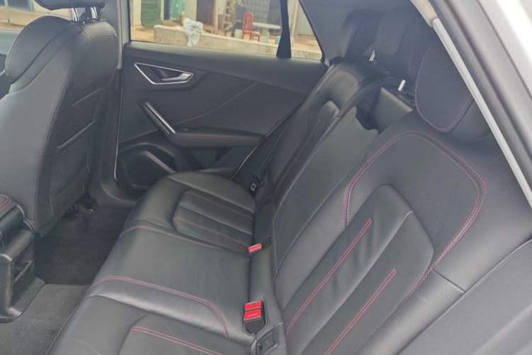 Used Audi Q2L 2022 35 TFSI Progressive Dynamic Edition Interior 4