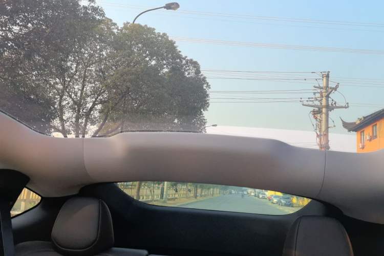 Used Tesla Model Y 2025 Updated Version Long-Range All-Wheel Drive