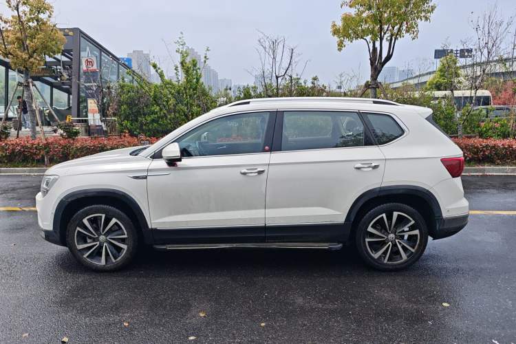 Used Volkswagen Tharu 2019 330TSI Four-Wheel Drive Flagship Model China VI Standard Exterior 2