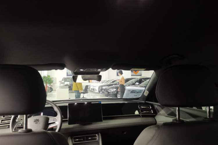 Used BYD Qin L 2024 DM-i 80KM Beyond Model Headliner