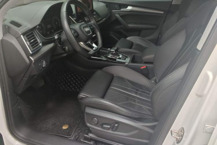 Used Audi Q5L 2021 45 TFSI Luxury Dynamic Edition Interior 1