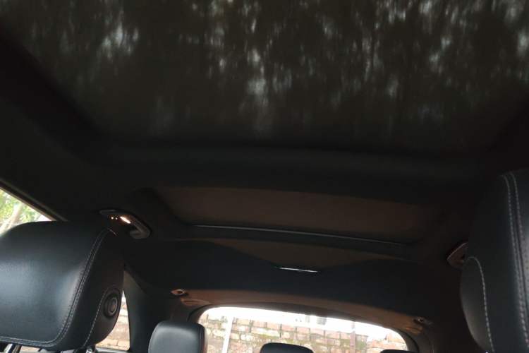 Used Mercedes-Benz GLC 2018 GLC 200 4MATIC Interior 1