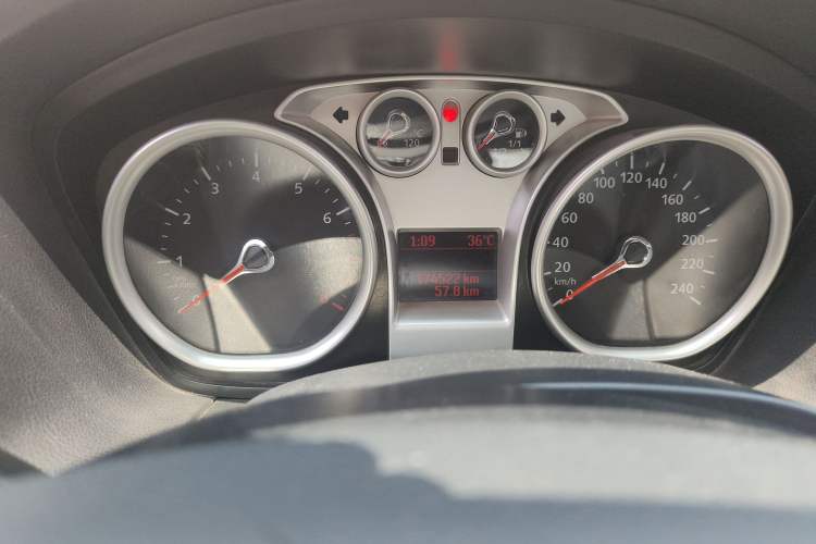 Used Ford Focus 2013 Hatchback Classic 1.8L Automatic Base Model