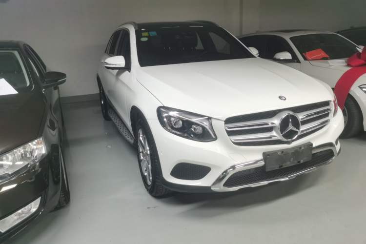 Used Mercedes-Benz GLC 2016 GLC 300 4MATIC Dynamic Model
